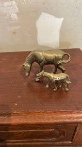 lot 60641 image: Brass Horse Figurine Set