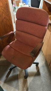 lot 60645 image: Upholstered Rolling Office Chair with Armrests