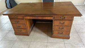 lot 60680 image: Large Wood Executive Pedestal Desk with Brass Hardware 72x43x30
