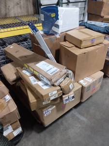 lot 40849 image: Mixed General Merchandise Pallet - Household, Pet Storage, Cushions, and More