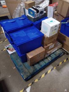 lot 40882 image: Mixed General Merchandise Pallet Lot Baby, Auto, Home, Apparel & More