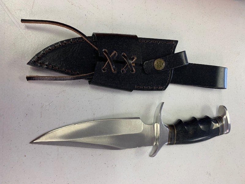lot 21 image: Heritage Hunter B301X Fixed Blade Knife with Sheath �� 6.1 Clip Point D2 Steel Blade with Bull-horn Handle, 11 inches Total Length - Field Hunting Knife for Men, Ideal for Camping, Survival, Tactical, Outdoor and Gift