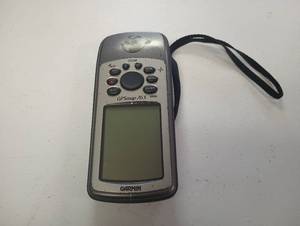 lot 724 image: Garmin GPSmap 76S Handheld GPS Navigator UNK60