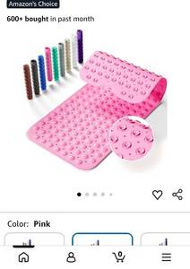 lot 18672 image: Non-Slip Bathtub Mat with Suction Cups - Retail $12