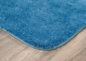 lot 19826 image: Garland Rug Traditional Nylon Washable Bath Rug - Soft, Absorbent, and Stylish for Your Bathroom - Retail $38