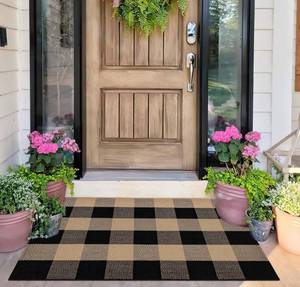 lot 19829 image: Checkered Front Door Mat Outdoor 24x35Buffalo Plaid Outdoor Rug Cotton Washable Layered Doormat for Bedroom,Bathroom,Farmhouse,Entryway,Home Entrance - Retail $17