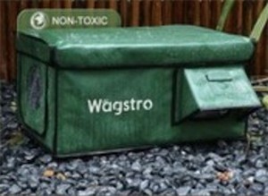 lot 411473 image: Indoor & Outdoor Elevated Cat House With Escape Door, Model
