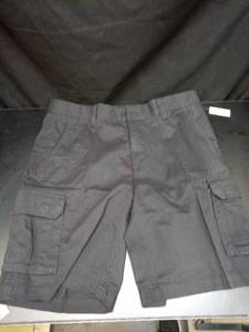 lot 1024 image: Amazon Essentials Mens Cargo Shorts Size 38 - Retail $20