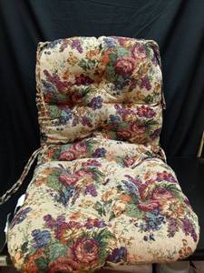 lot 1035 image: The Rush Market Omaha Floral Cushion for PatioDeck chairs.  - Retail $72
