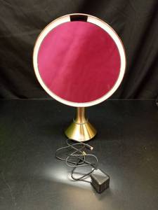 lot 1040 image: simplehuman Sensor Mirror 8 5x Magnification Rose Gold - Retail $86