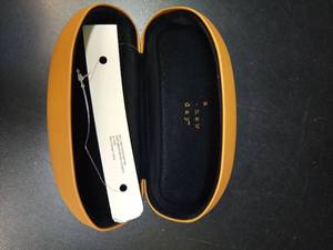 lot 1073 image: Warby Parker Eyeglasses Hard Case with Tag RWM17230 VNM1108435 - Retail $12