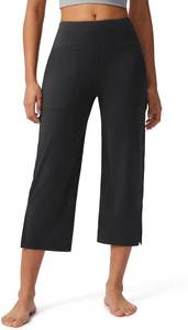 lot 4206 image: Capri Pants for Women Wide Leg Yoga Capris with Pockets Stretch High Waist Crop Pants Loose Travel Black Size Large