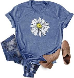 lot 4351 image: HDLTE Women Graphic T Shirts Short Sleeve Casual Print Tee Tops Blur XL