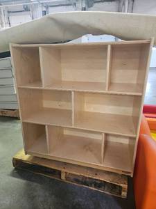 lot 17508 image: Childrens Play Rug And Storage Cabinet