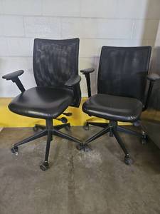 lot 17510 image: (2) Jersey Desk Chairs