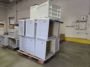 lot 17515 image: Stackable Organizers Lot
