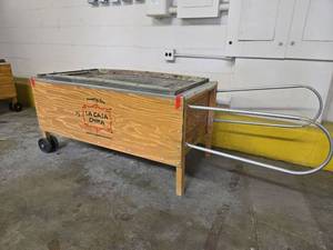 lot 17519 image: La Caja China Pig Roaster Model #2