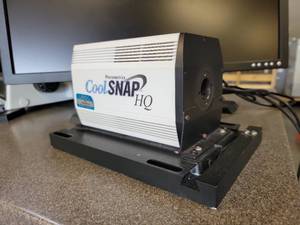 lot 17570 image: Photometrics CoolSNAP HQ CCD Camera by Roper Scientific with Dell Monitor