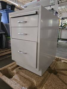 lot 17574 image: Steel 3-Drawer Cabinet with Double Door Storage
