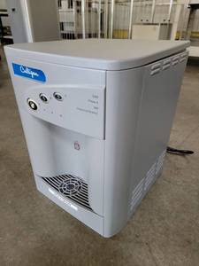 lot 17598 image: Culligan Countertop Hot and Cold Water Dispenser