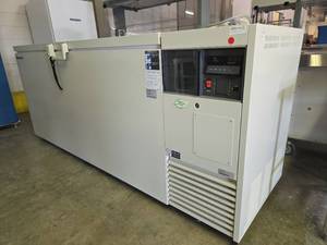 lot 17550 image: Panasonic Ultra-low Temperature Freezer