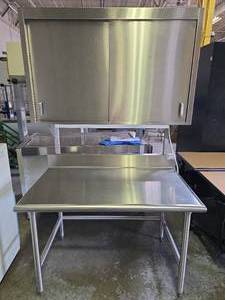 lot 17551 image: Stainless Stell Prep Table With Upper Storage
