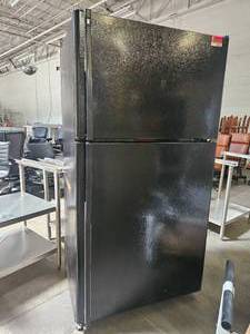 lot 17701 image: GE Black Fridge