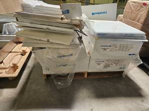 lot 17736 image: CertainTeed Ceiling Tiles