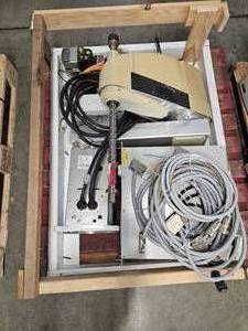 lot 17790 image: Robot Controller - Model 610 854S