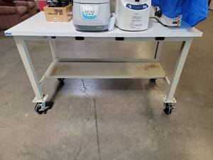 lot 17642 image: Global Industrial Mobile Work Table with 2 Shelves and Casters