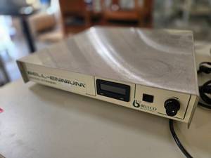 lot 17655 image: Bell-Ennium Stirrer Laboratory Equipment - Model D2005