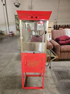 lot 17657 image: Nostalgia Electrics Old fashion Popcorn Machine - Model CCP-509NW