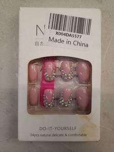 lot 17316 image: DIY Press-On Nails with Rhinestone Crown Design - Retail $5