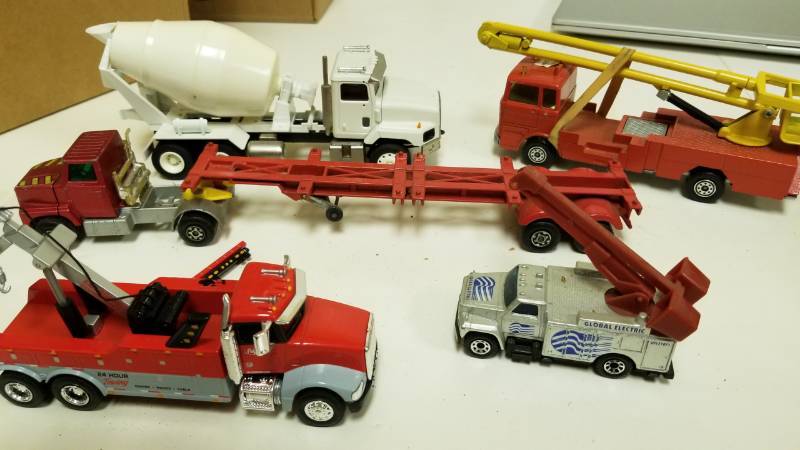 lot 1349 image: Construction  Towing  Cement  More diecast