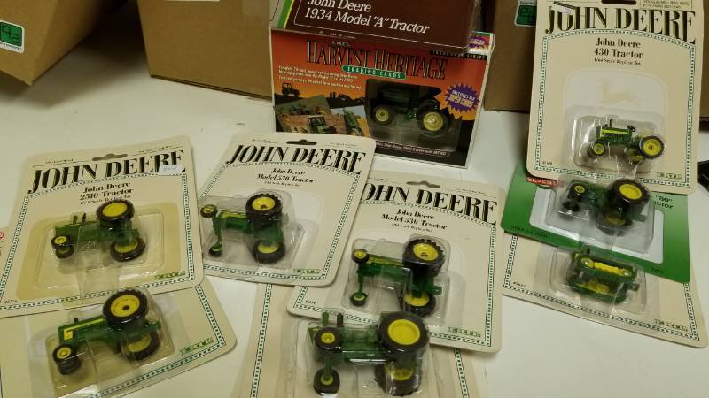 lot 1386 image: John Deere Harvest Heritage and more diecast
