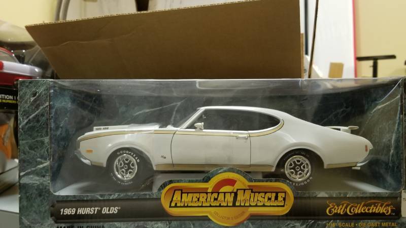lot 1414 image: 69 Oldsmobile Hurst Olds American Muscle