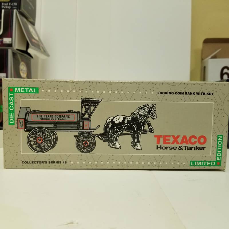 lot 1422 image: Texaco Horse and Tanker Ertl 9390