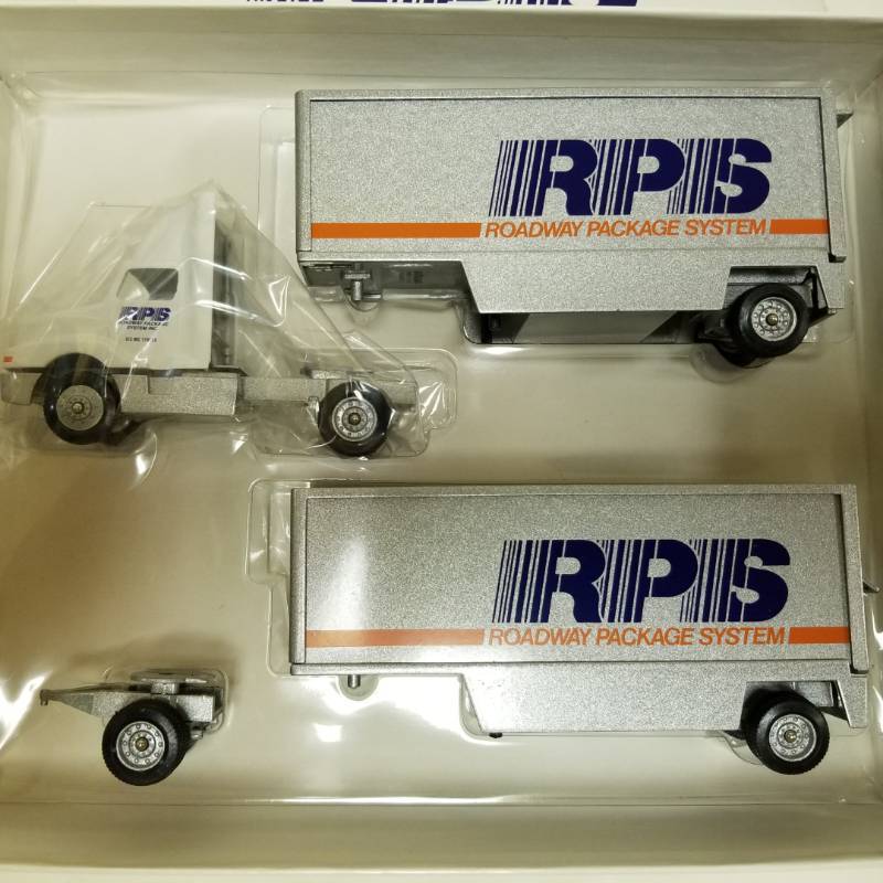 lot 1452 image: RPS piggy back 2 trailer  winross