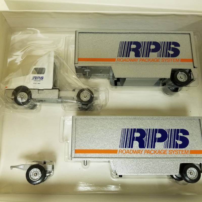 lot 1453 image: RPS piggy back 2 trailer  winross