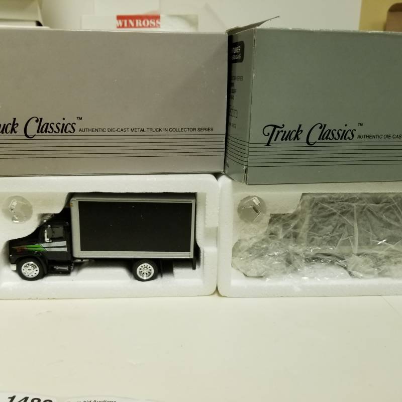 lot 1479 image: 2 Tonkin Truck Classics 153 scale F70