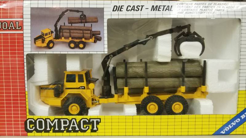 lot 1488 image: JOAL Compact Logging Truck