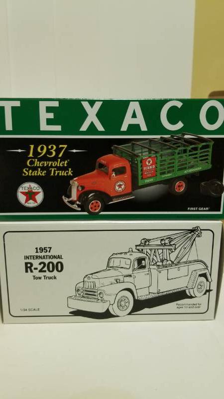 lot 1532 image: Pair First Gear Tow Truck and Grain Truck