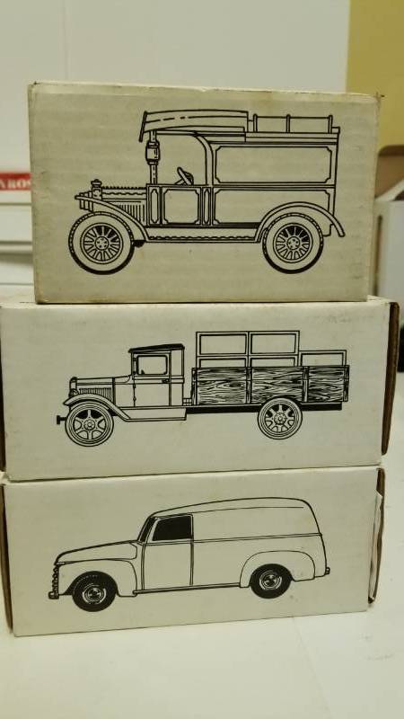 lot 1561 image: 3 Ertl Coin Banks