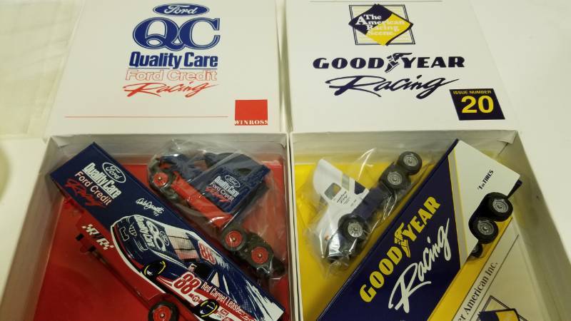 lot 1564 image: Pair of Winross Racing Semis