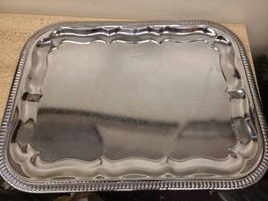 lot 57 image: Silver Plated Rectangular Serving Tray with Beaded Edge
