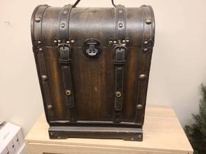 lot 137 image: Wooden Dome-Top Wine Bottle Holder Chest