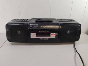 lot 87 image: Panasonic RX-FS450 Stereo Radio Cassette Recorder Boombox Works
