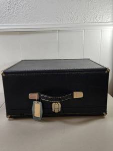 lot 90 image: Fisher Hi-Fi Carrying Case with Accessories and Manuals