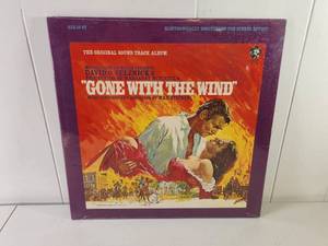 lot 103 image: Gone With the Wind Original Soundtrack LP - MGM Records S1E-10 ST