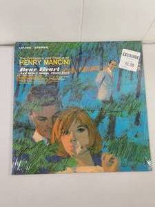 lot 141 image: Henry Mancini - Dear Heart and Other Songs About Love LP (LSP-2990)